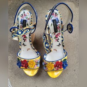 Dolce & Gabbana Women's Yellow Floral Sandals